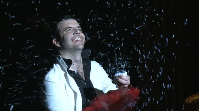 Espectáculo para público familiar 'El libro mágico del mago Oliver'.