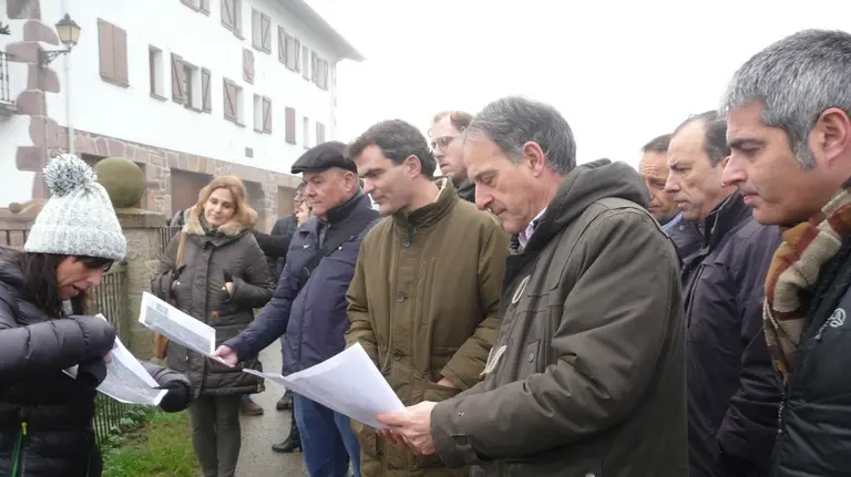 Los parlamentarios Adolfo Araiz, Guzmán Garmendia, Luis Zarraluqui, Jokin Castiella y Carlos García Adanero.