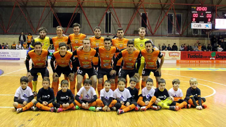Equipo del Aspil Vidal en Tudela.