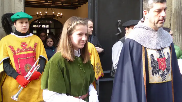 La sangüesina Lucía Pérez elegida Reina de la Faba 2016 en Sangüesa.