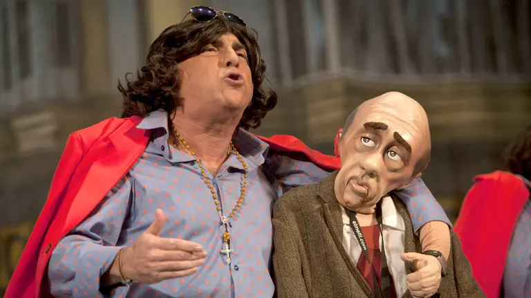 Un muñeco de nombre Juan, obra del autor de chirigota José Luis García Cossío 'Selu'. EFE