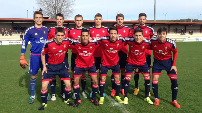 Alineación de Osasuna en Tajonar frente al Iruña.