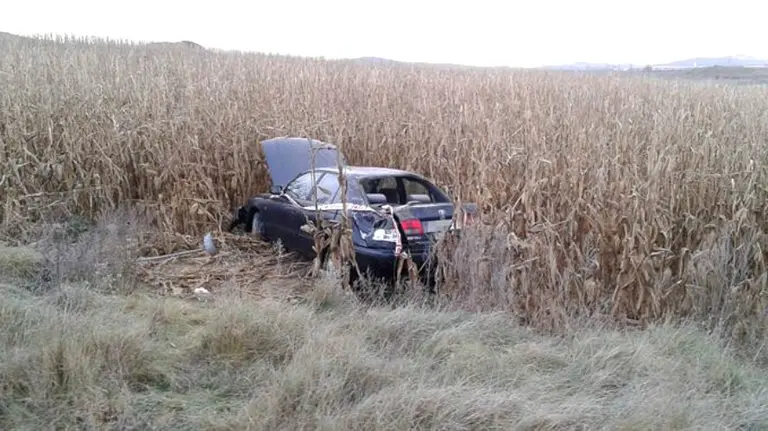 Accidente en la carretera NA-6020 (Carrascal-Marcilla), en el término de Artajona. EP