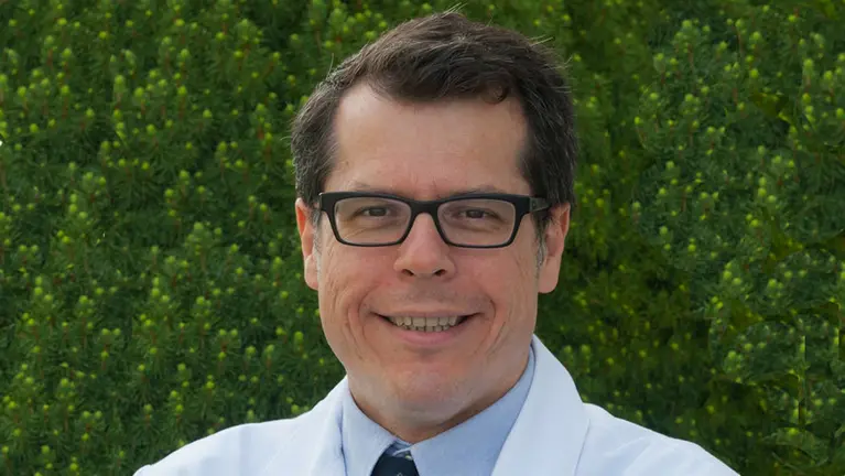 El Dr. Matías Ávila, nombrado asesor científico externo del Instituto Cochin de París.