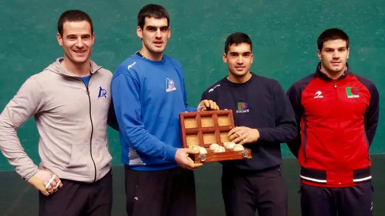 Barriola, Ezkurdia, Víctor y Beroiz.