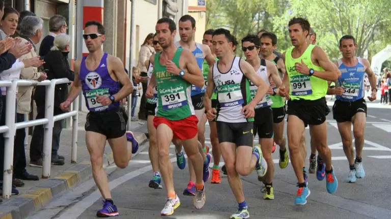 Prueba de atletas veteranos. Foto Hiru Herri.