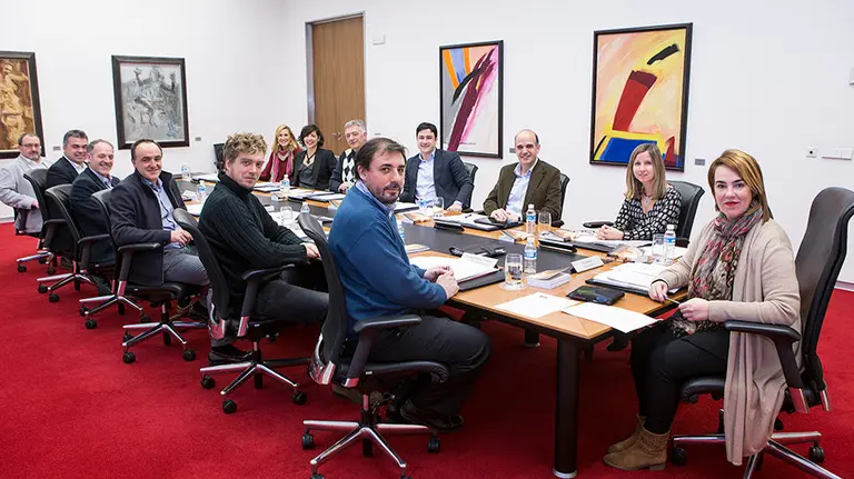 Mesa y Junta de portavoces del Parlamento de Navarra.