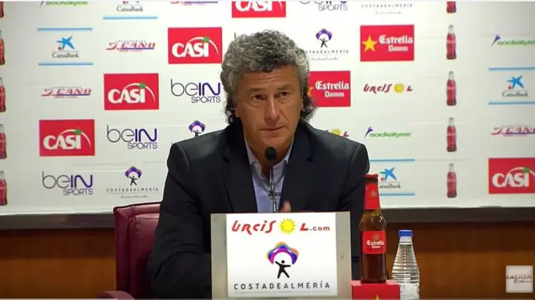 Néstor Gorosito entrena a la UD Almería.