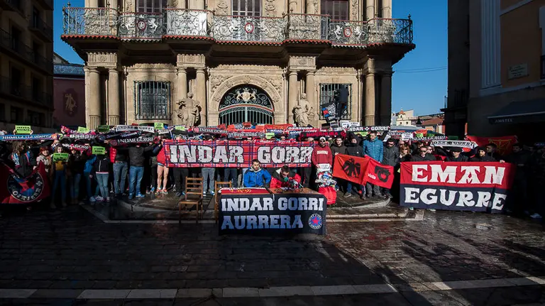 Rueda de prensa de Indar Gorri. PABLO LASAOSA 2