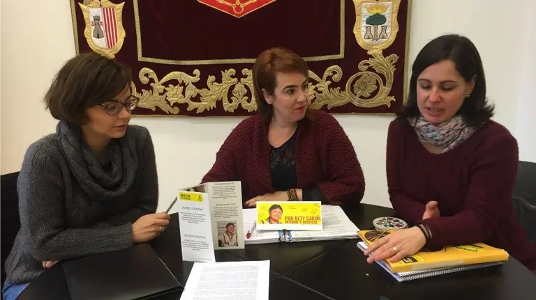 Julia Polvorosa Cáceres, Ainhoa Aznárez Igarza y Adriana Goikoetxea Basilio.