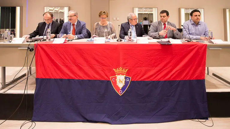 Junta directiva de Osasuna. PABLO LASAOSA_3