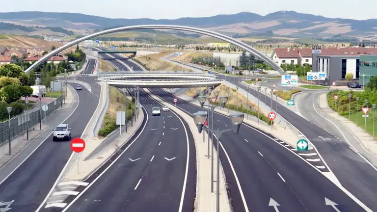 Nudo de carreteras en Cizur.