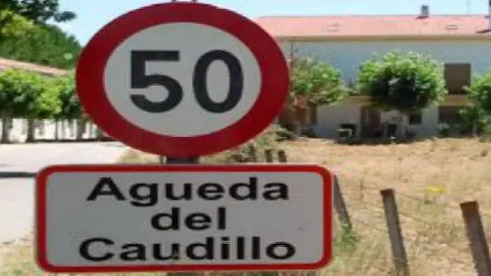 Pueblos con 'apellido' franquista.