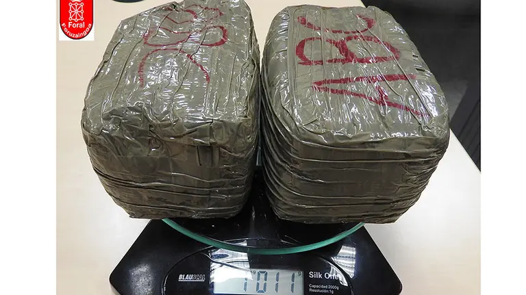 Droga incautada a una conductora