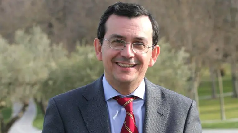 El catedrático de la Universidad de Navarra Ángel J. Gómez Montoro.
