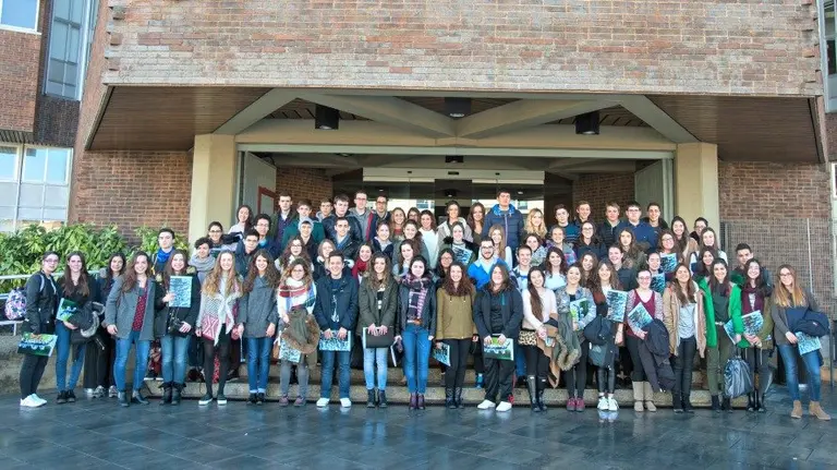 Alumnos de Bachillerato participantes en la Olimpiada de Biología.