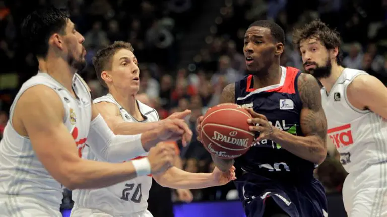 El Real Madrid elimina al Baskonia en semifinales de la Copa del Rey. Efe
