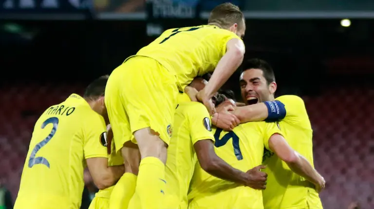 Partido Nápoles - Villarreal.