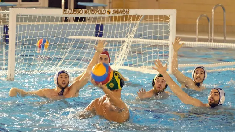 Partido del WP Navarra en la piscina de Amaya. Foto web WP Navarra.