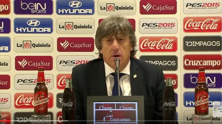 Martín Monreal en rueda de prensa.