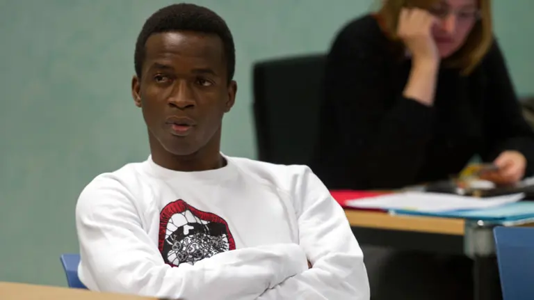 El jugador marfileño Mamadou Koné a declarando en el Juzgado de Pamplona. EFE. (4)