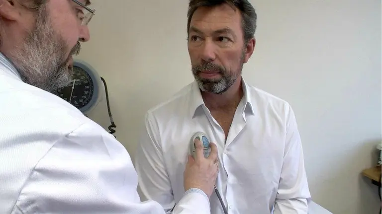 Por primera vez en España un procedimiento mínimamente invasivo resuelve la apnea obstructiva del sueño