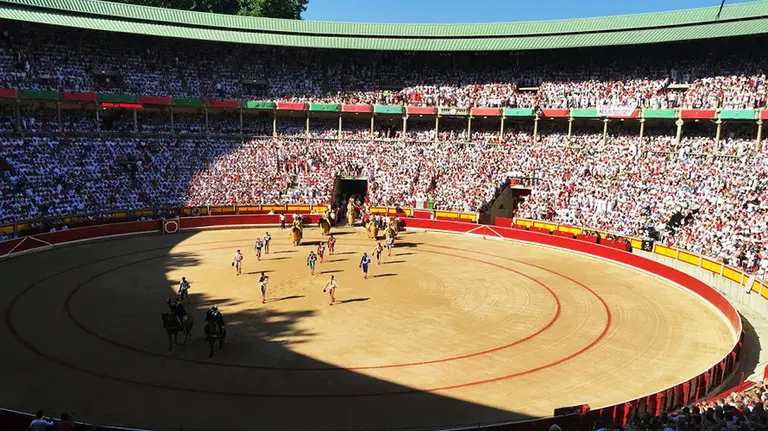Vista de la plaza de toros de Pamplona en la Feria del Toro de San Fermín los pasados Sanfermines