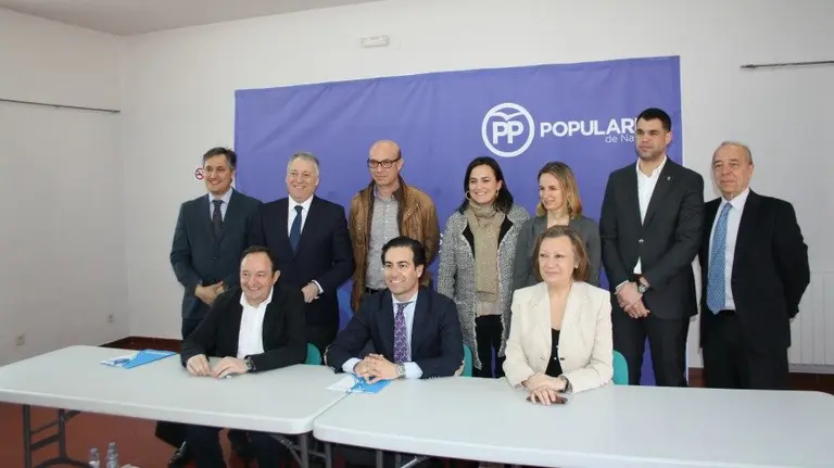 FOTO DE GRUPO EJE DEL EBRO