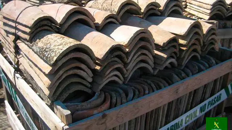 Tejas incautadas en Alagón en un caso similar. GC