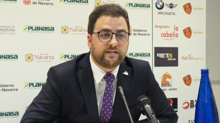 Sergio García es el entrenador del Palencia basket.