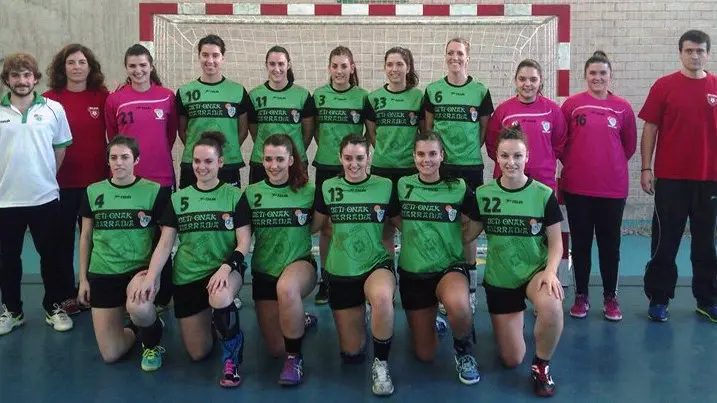 Beti Onak femenino de balonmano División de Honor Plata.