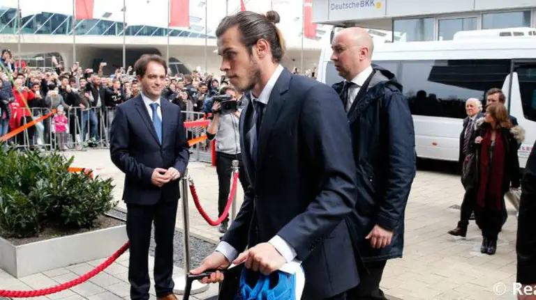 Gareth Bale entrando en el hotel. Foto web Real Madrid.