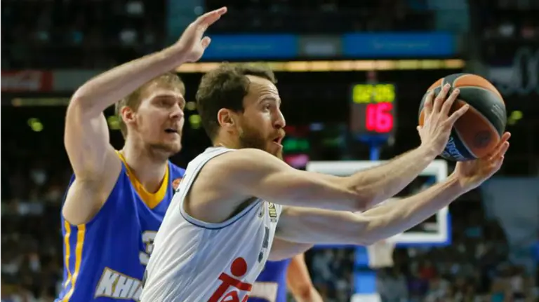 Sergio Rodríguez en acción ante el equipo moscovita. Efe.