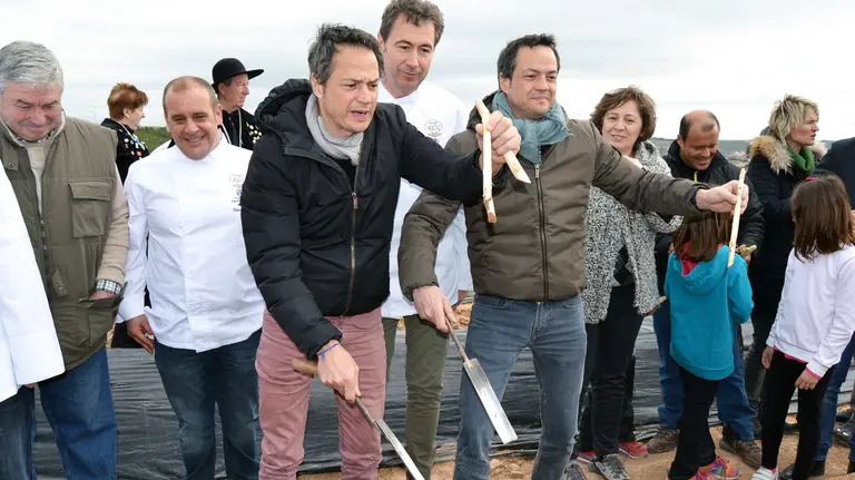 6ª Cata del 1º Espárrago de Navarra que se ha celebrado en Lodosa con los hermanos Torres.