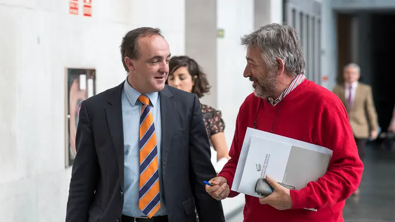 Javier Esparza y Koldo Martínez. PABLO LASAOSA