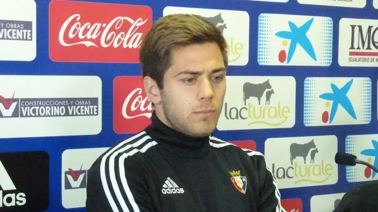 Matej Pucko en rueda de prensa.