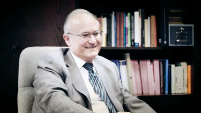 Ángel Luis González García, Catedrático de Metafísica de la Universidad de Navarra.