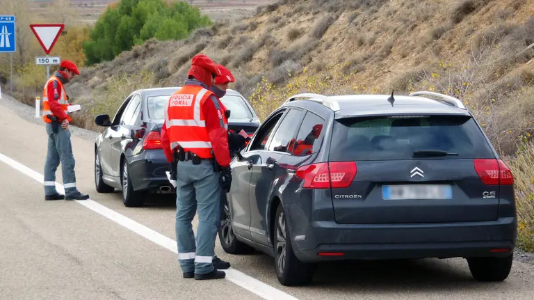 Imagen de unos de los controles de la Policía Foral.