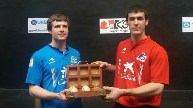 Artola y Rezusta con el cestaño. Foto web Aspe.