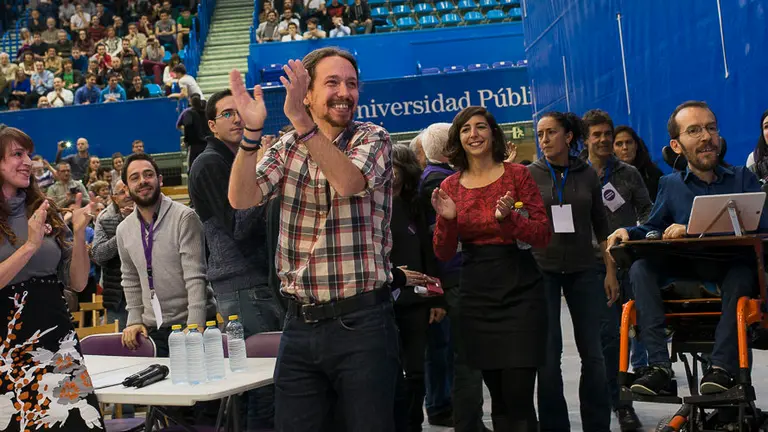 El polideportivo de la UPNA acoge un acto de Podemos con Pablo Iglesias y Pablo Echenique. PABLO LASAOSA 3