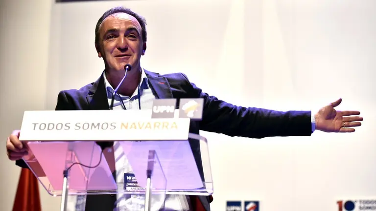 Javier Esparza, feliz, durante su intervención tras ser elegido presidente de UPN.