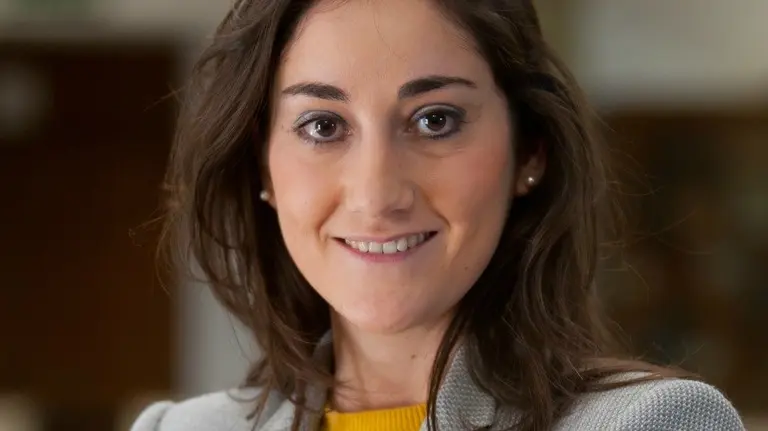 La tesis de Maider Belintxon propone que la salud se convierta en modelo integrador y sirva para ampliar las redes sociales.