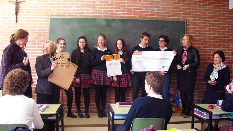 Diploma Colegio San Cernin.
