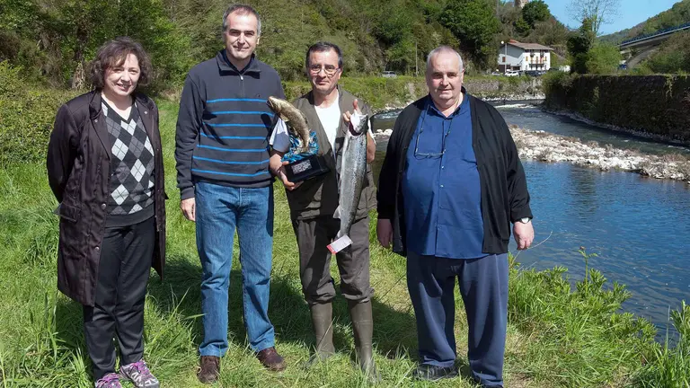La consejera Elizalde, Jose Mari Gainza, Pedro Iglesias y Lorentxo Jaurena.