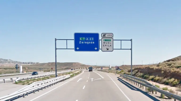 Autovía A-23 a la altura de Muel.