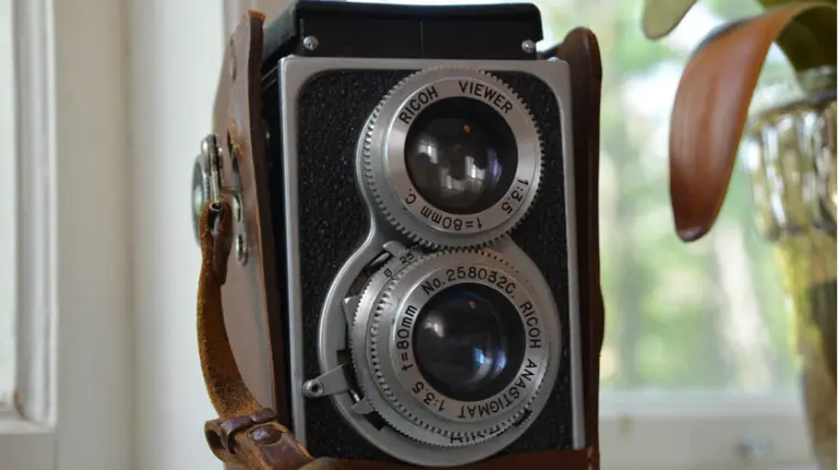 Una cámara antigua. 