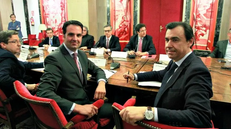 Iñigo Alli (UPN) junto a Fernando Martínez Maíllo. EP