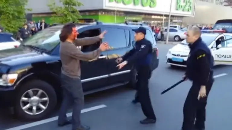 planta cara a siete agentes