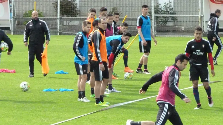 Entrenamiento de Osasuna en Tajonar.