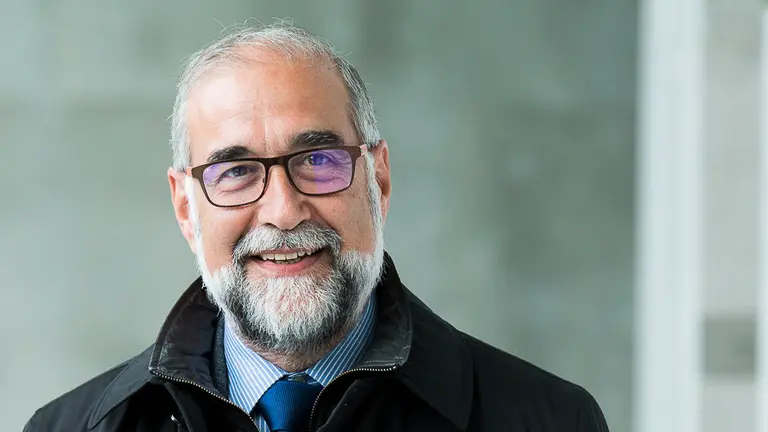 El Consejero de salud, DOmínguez en una comparaecencia. PABLO LASAOSA 1